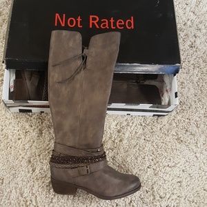 Not Rated Boots sz 8 New!!